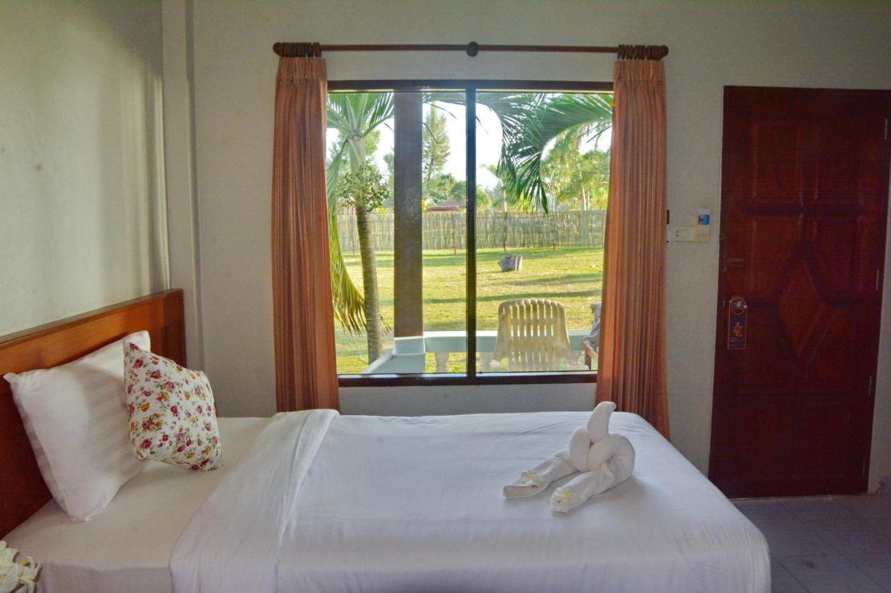 Klongdao Beach Resort Ko Lanta Eksteriør billede