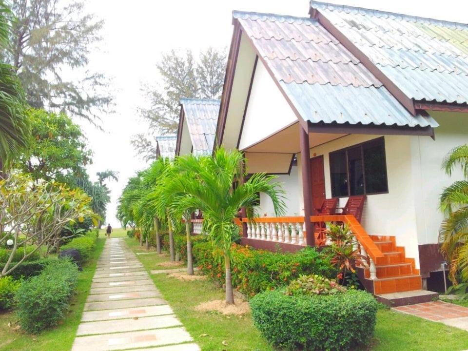 Klongdao Beach Resort Ko Lanta Eksteriør billede