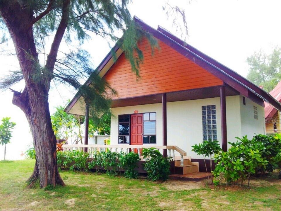 Klongdao Beach Resort Ko Lanta Eksteriør billede